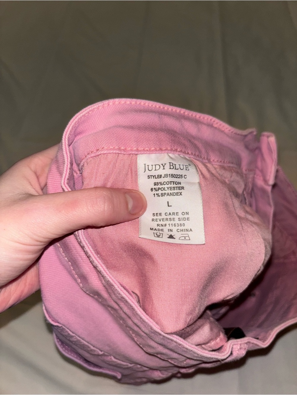 Judy Blue Pink Frayed Hem Denim Shorts Size Large - Picture 3 of 5